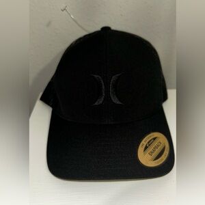 Men Hurley trucker hat